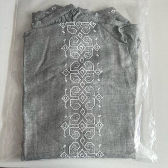 Zara, Ladies Top with Cutwork Embroidery. Size: S. NWT. (1398) - Picture 5 of 8